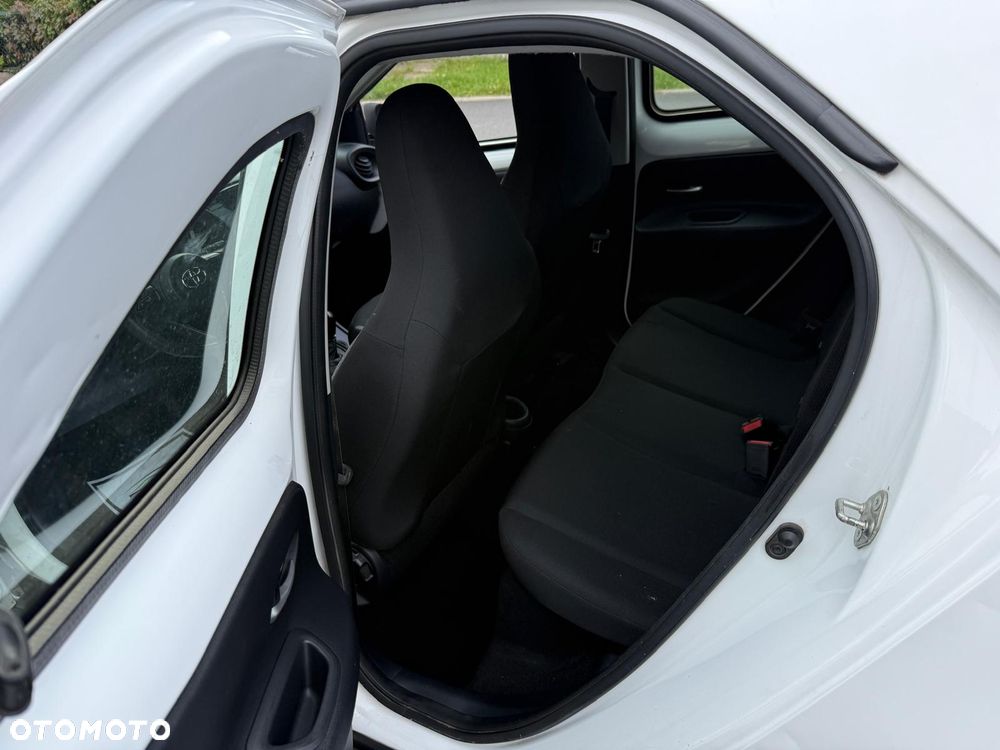 Toyota Aygo X 1.0 VVT-i Comfort CVT - 8