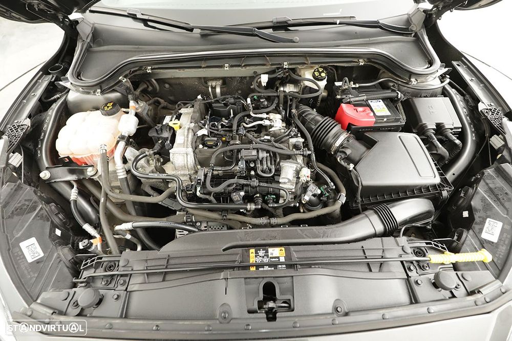 Ford Focus 1.0 EcoBoost MHEV ST-Line X - 24