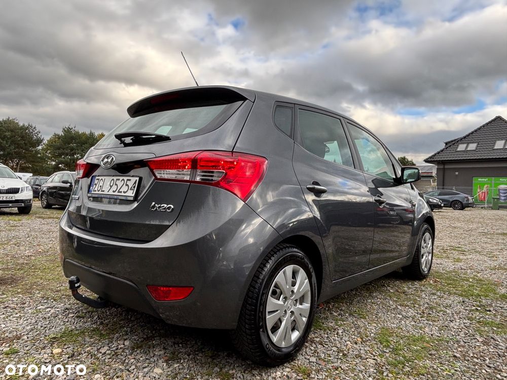 Hyundai ix20 1.4 blue Comfort - 4