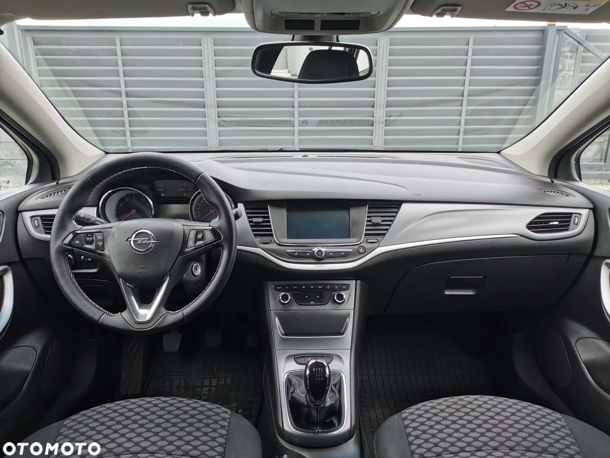 Opel Astra V 1.4 T Enjoy - 16