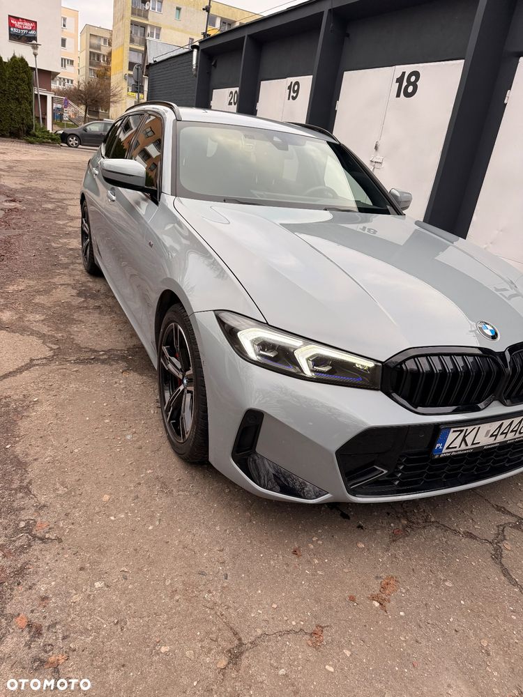 BMW Seria 3 330i xDrive - 2