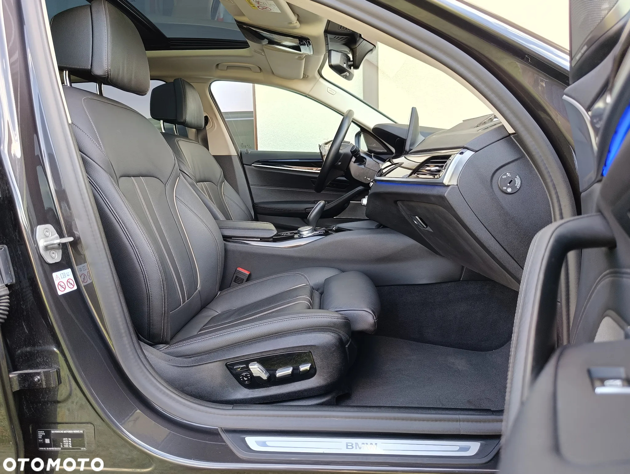 BMW Seria 5 520d Touring Sport Line - 34