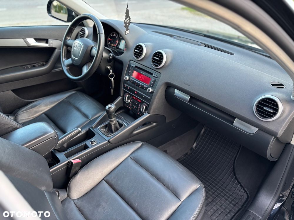 Audi A3 Sportback - 10