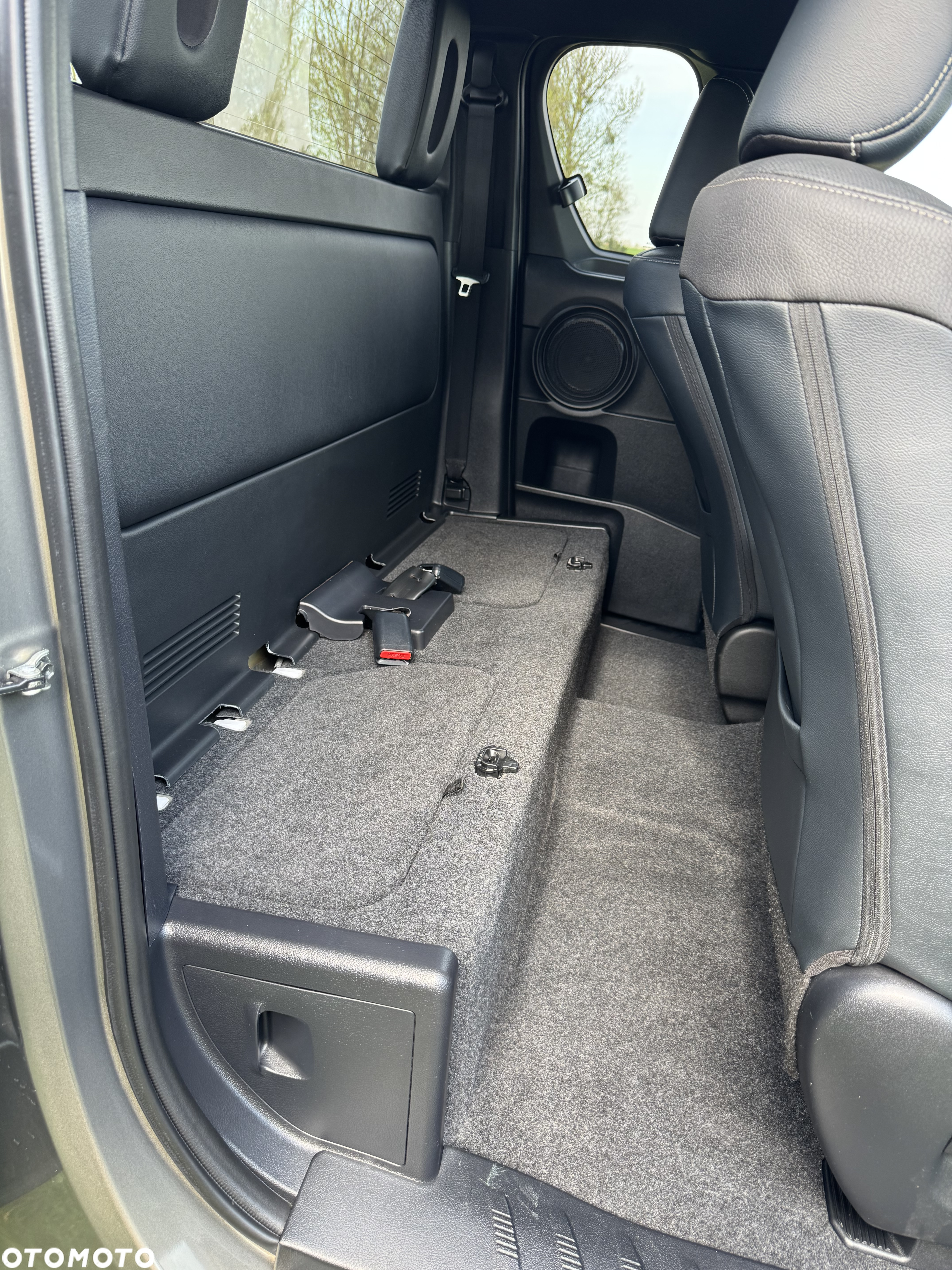 Toyota Hilux 2.8 D-4D Double Cab SR5 4x4 - 17