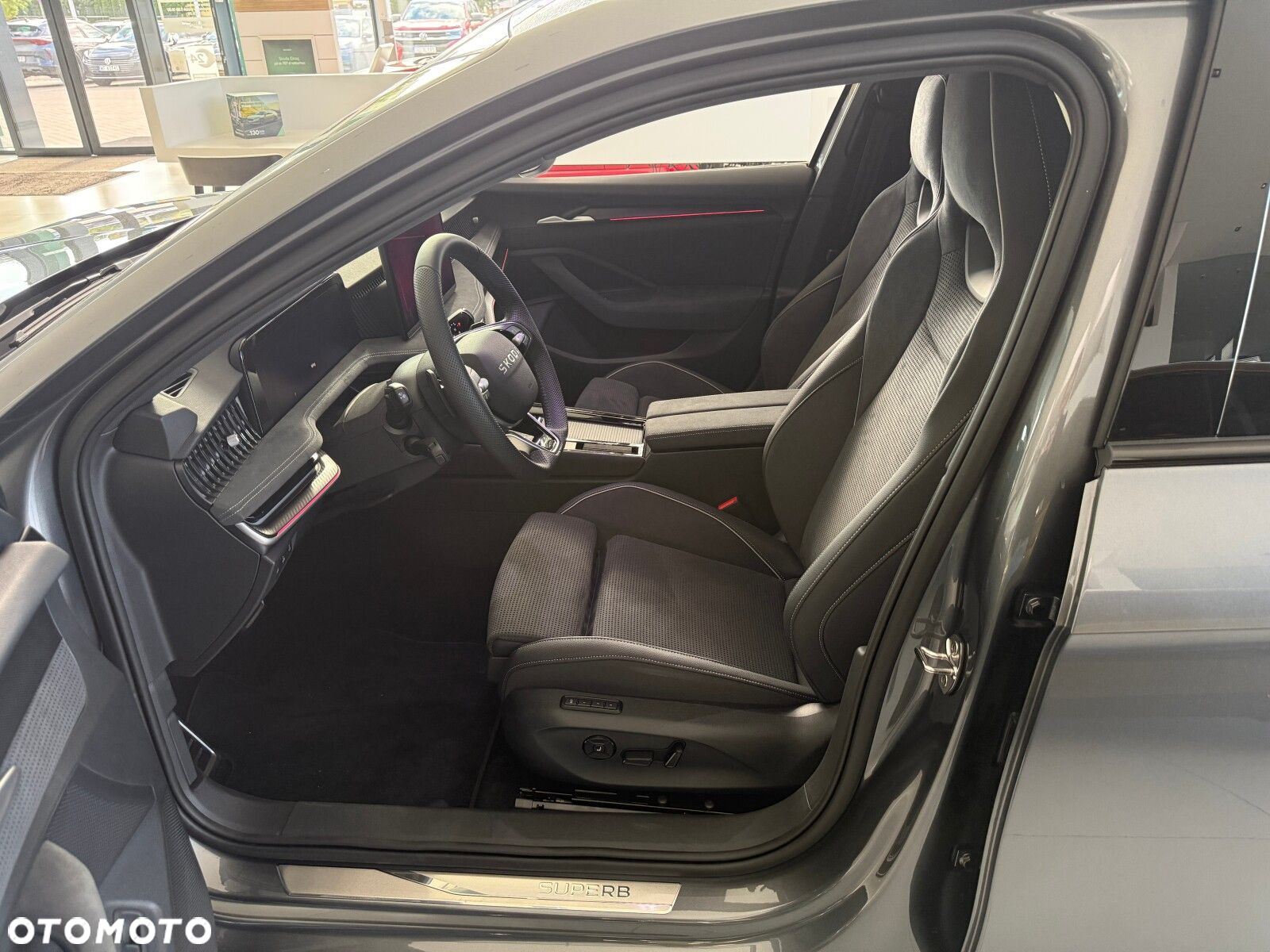 Skoda Superb 2.0 TDI SCR 4x4 Sportline DSG - 10