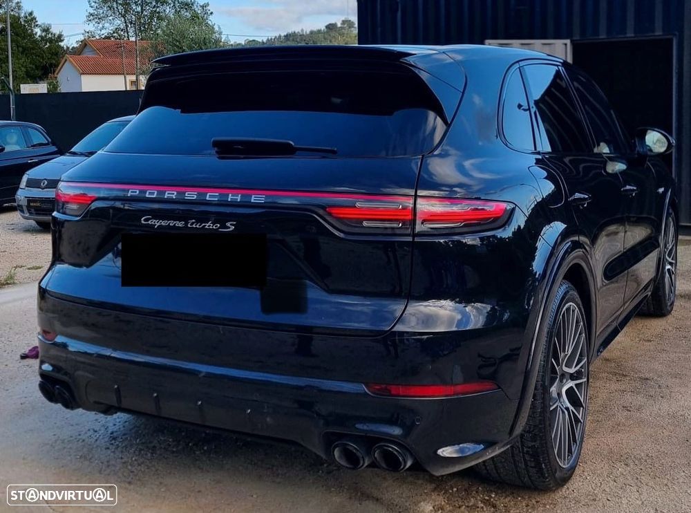 Porsche Cayenne Turbo S E-Hybrid - 5