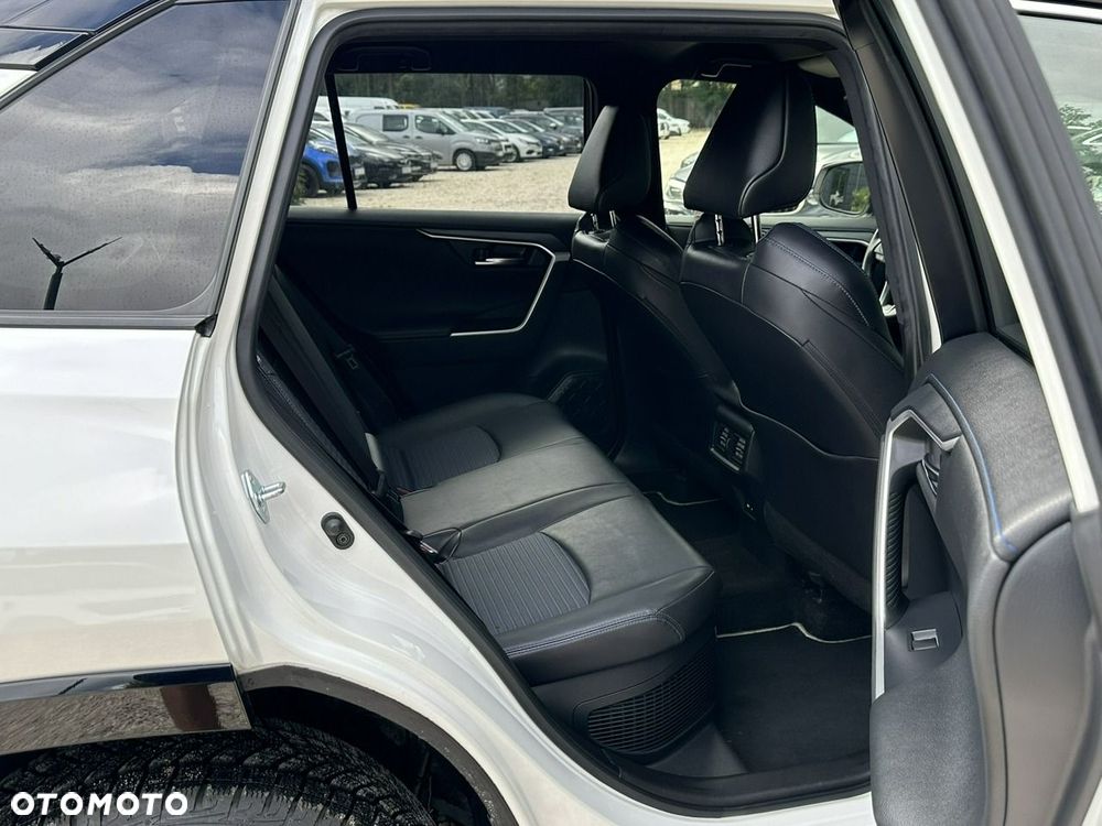 Toyota RAV4 - 19