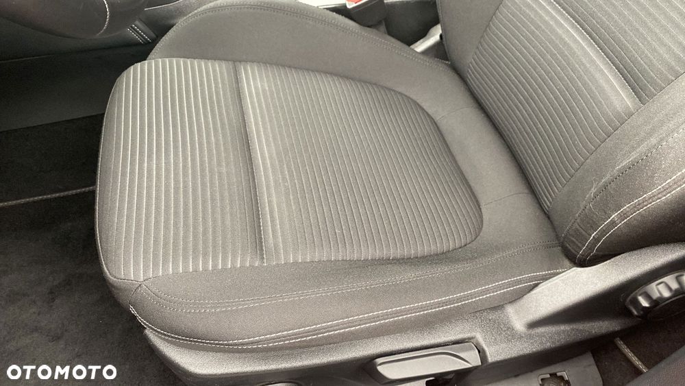 Ford Focus 1.0 EcoBoost mHEV Titanium X - 16