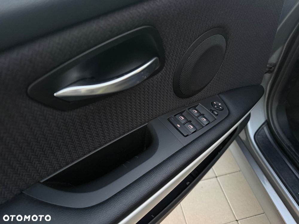 BMW Seria 3 - 19