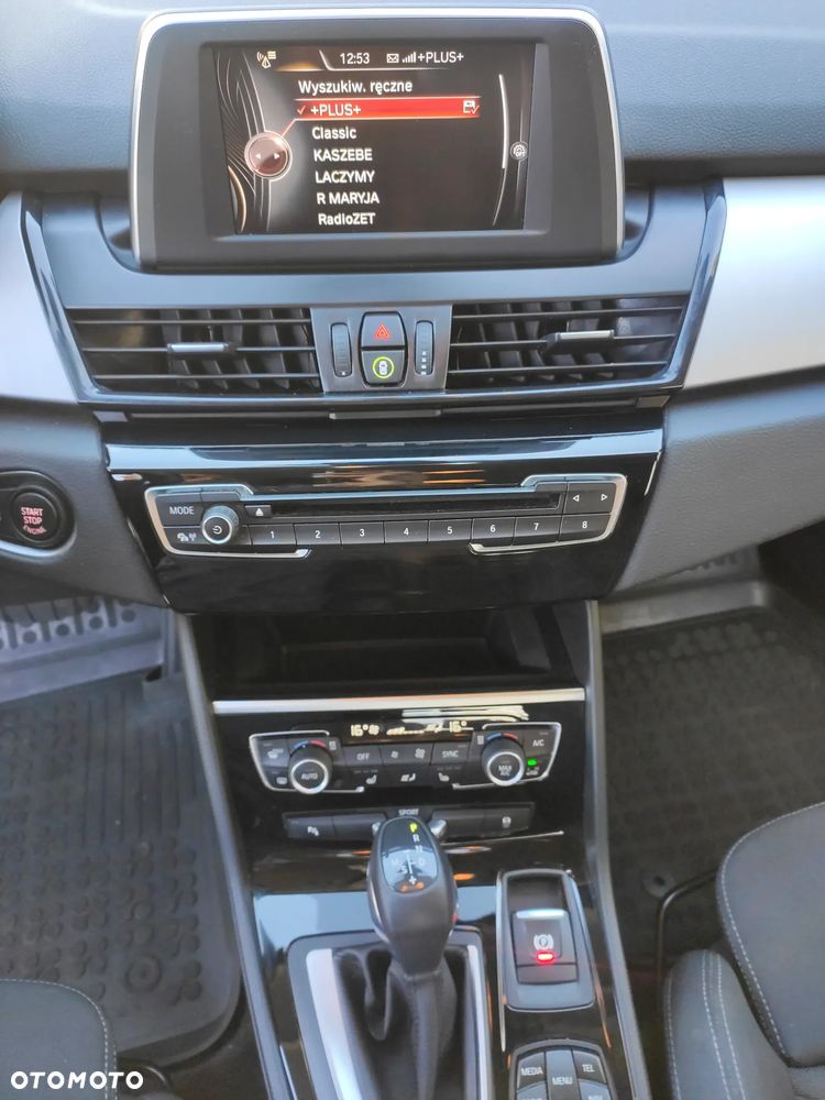BMW Seria 2 220i Sport-Aut Advantage - 16
