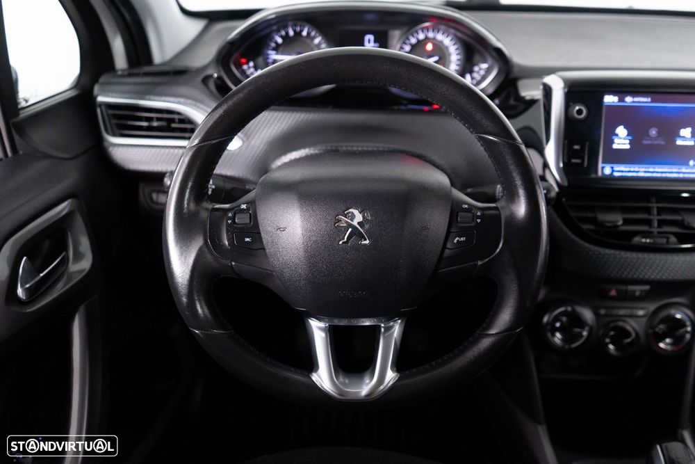 Peugeot 2008 1.2 VTi Active - 25
