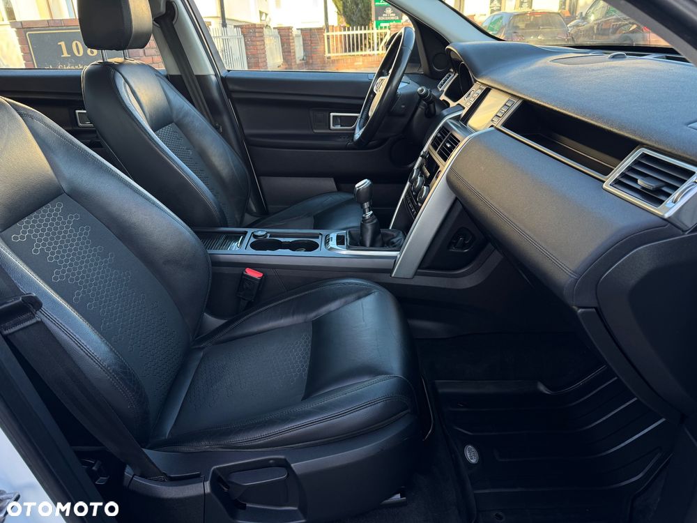 Land Rover Discovery Sport - 19