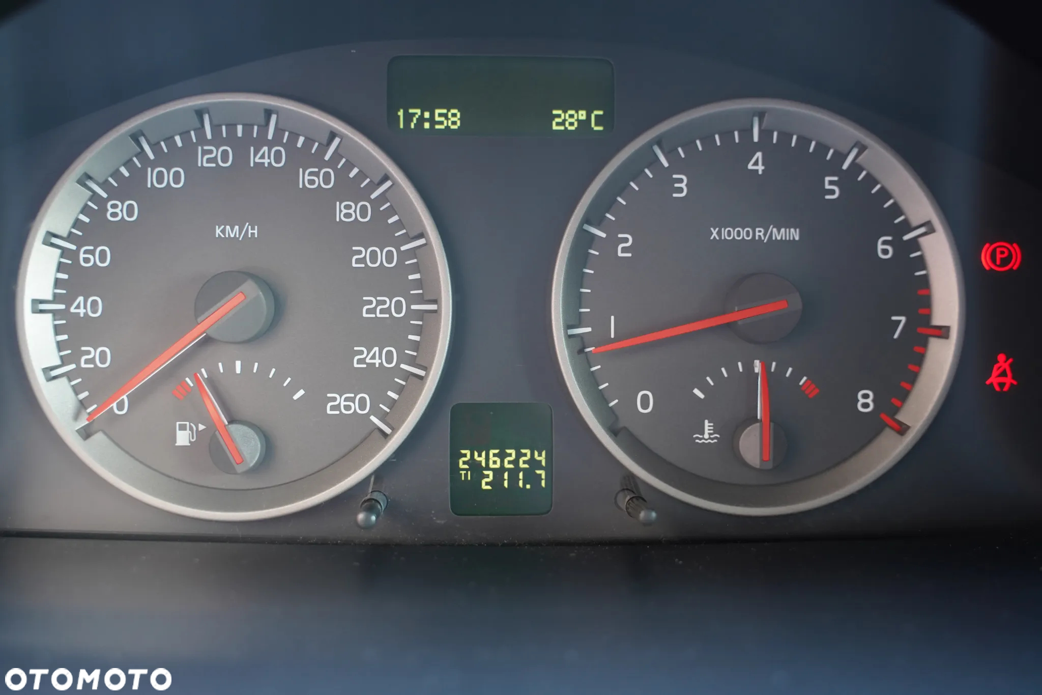 Volvo V50 1.8 - 12