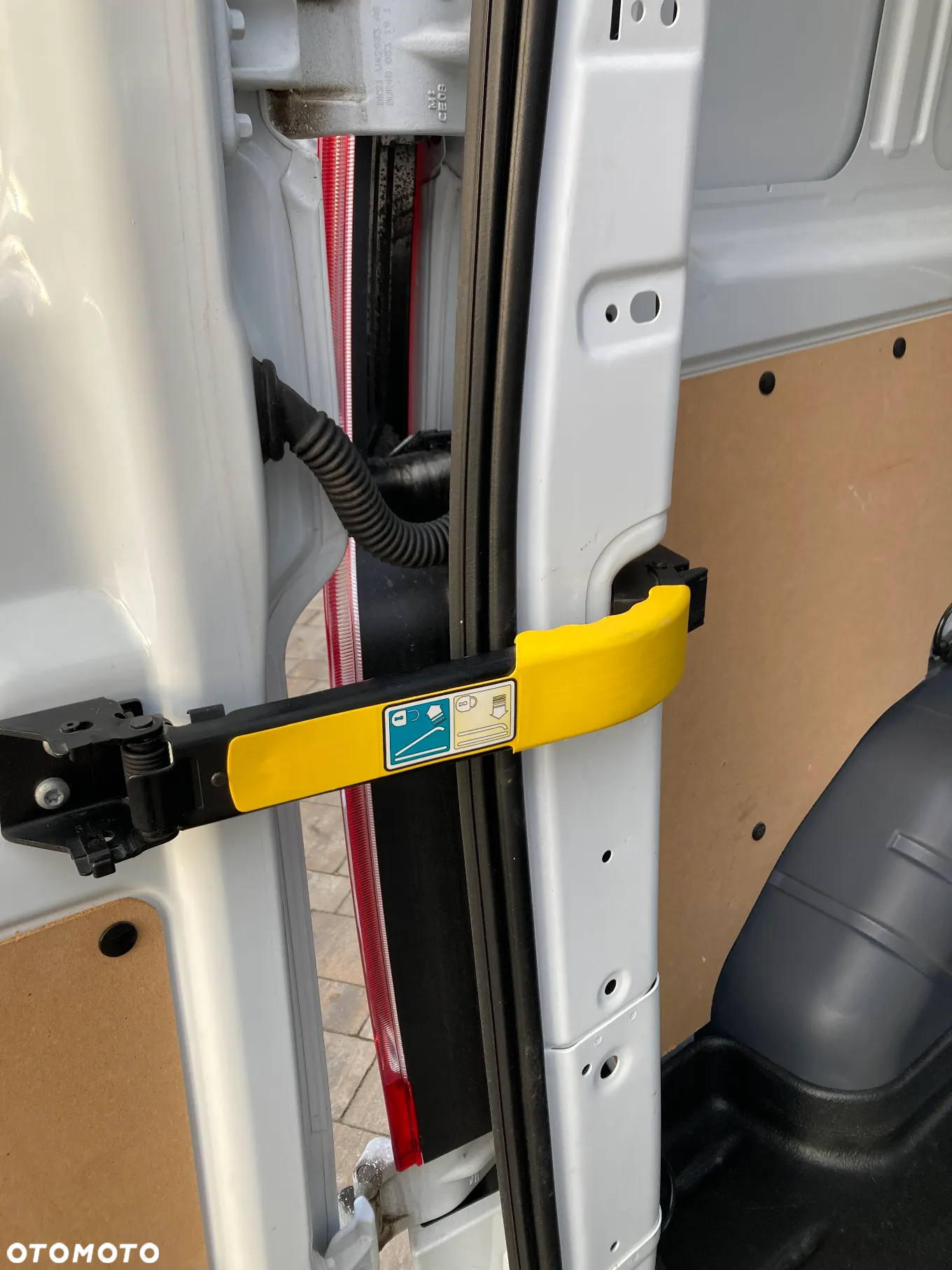 Ford Transit Custom L2H2 - 19
