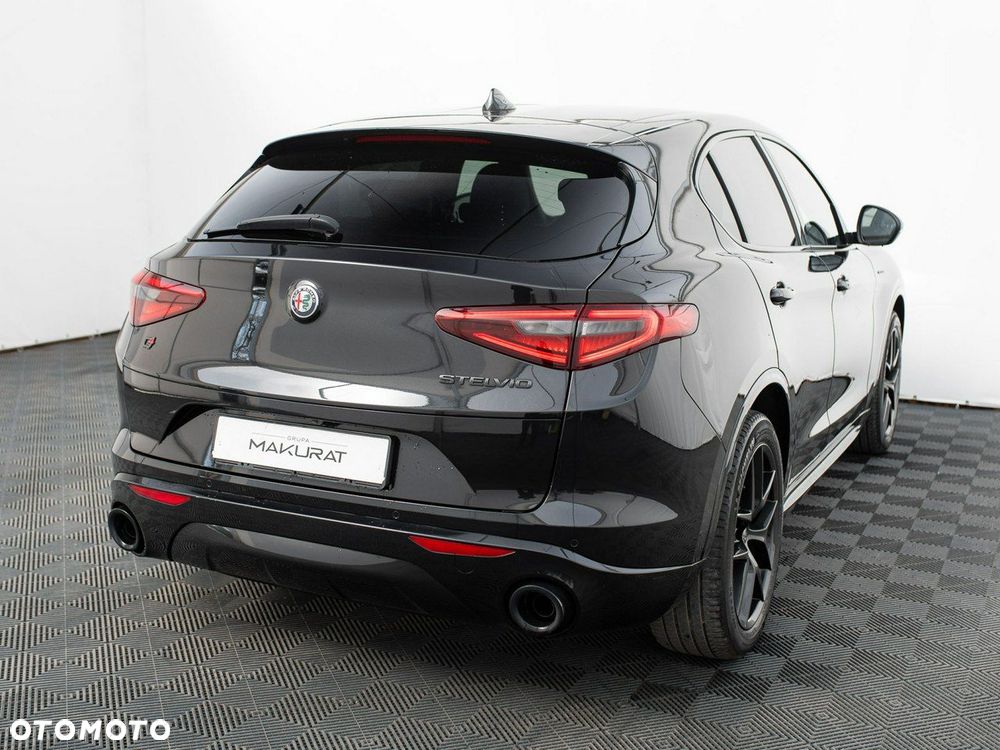 Alfa Romeo Stelvio 2.0 Turbo Executive Q4 - 6