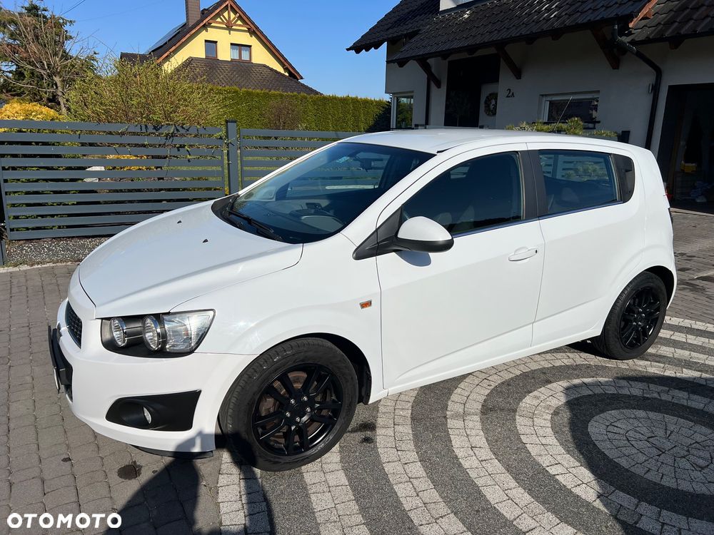 Chevrolet Aveo 1.6 LTZ - 7