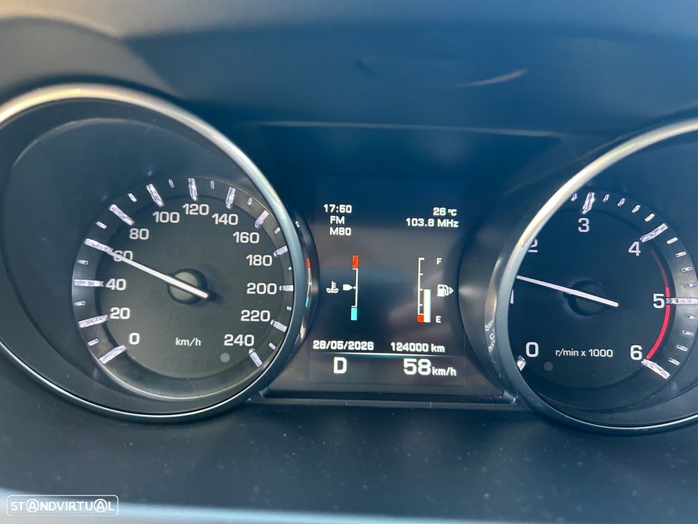 Land Rover Discovery Sport 2.2 Td4 HSE Auto - 39