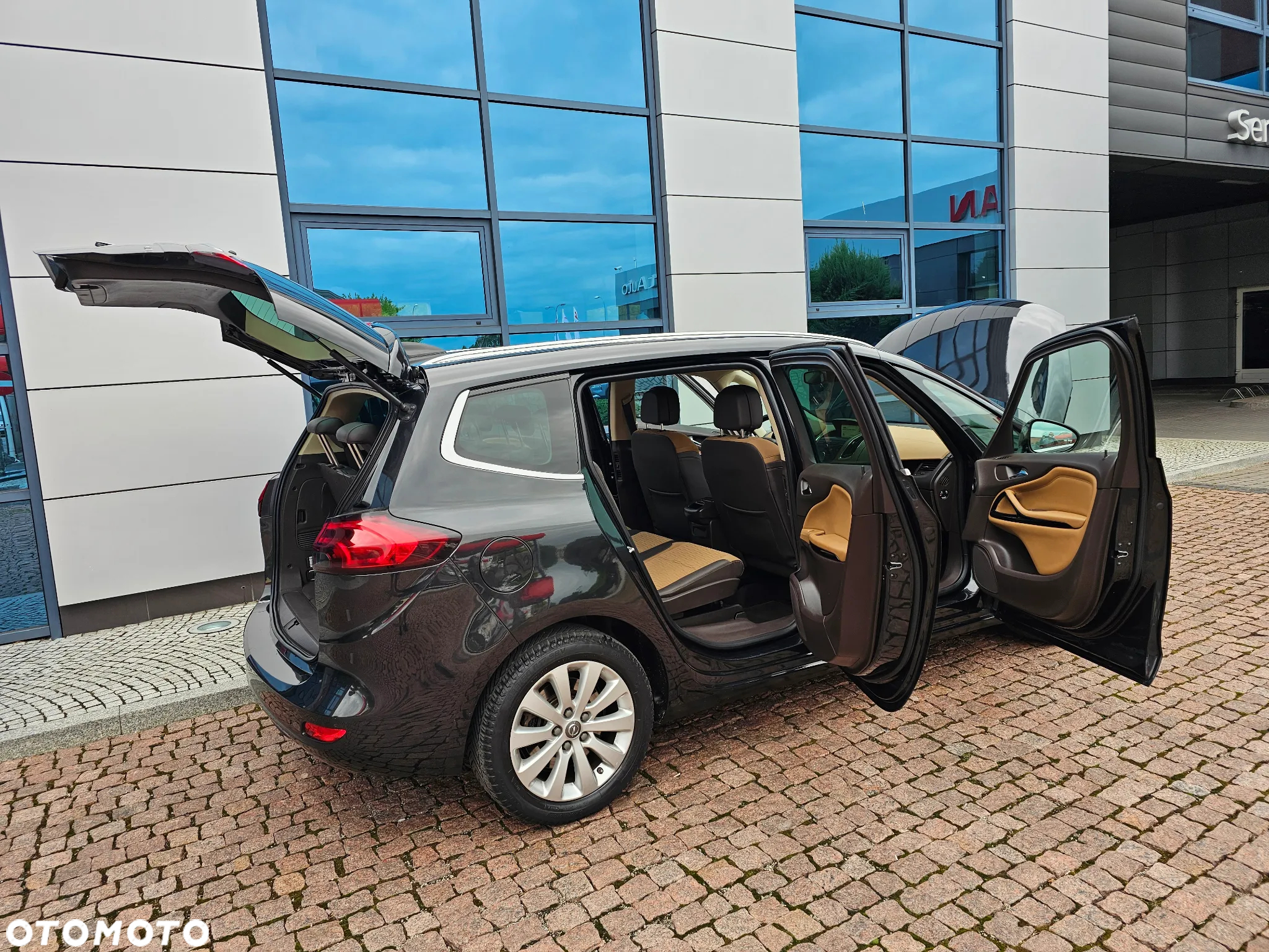Opel Zafira Tourer 2.0 CDTI Automatik Business Innovation - 23
