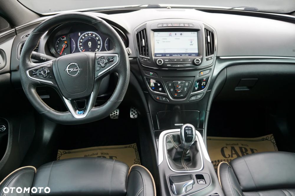 Opel Insignia - 11