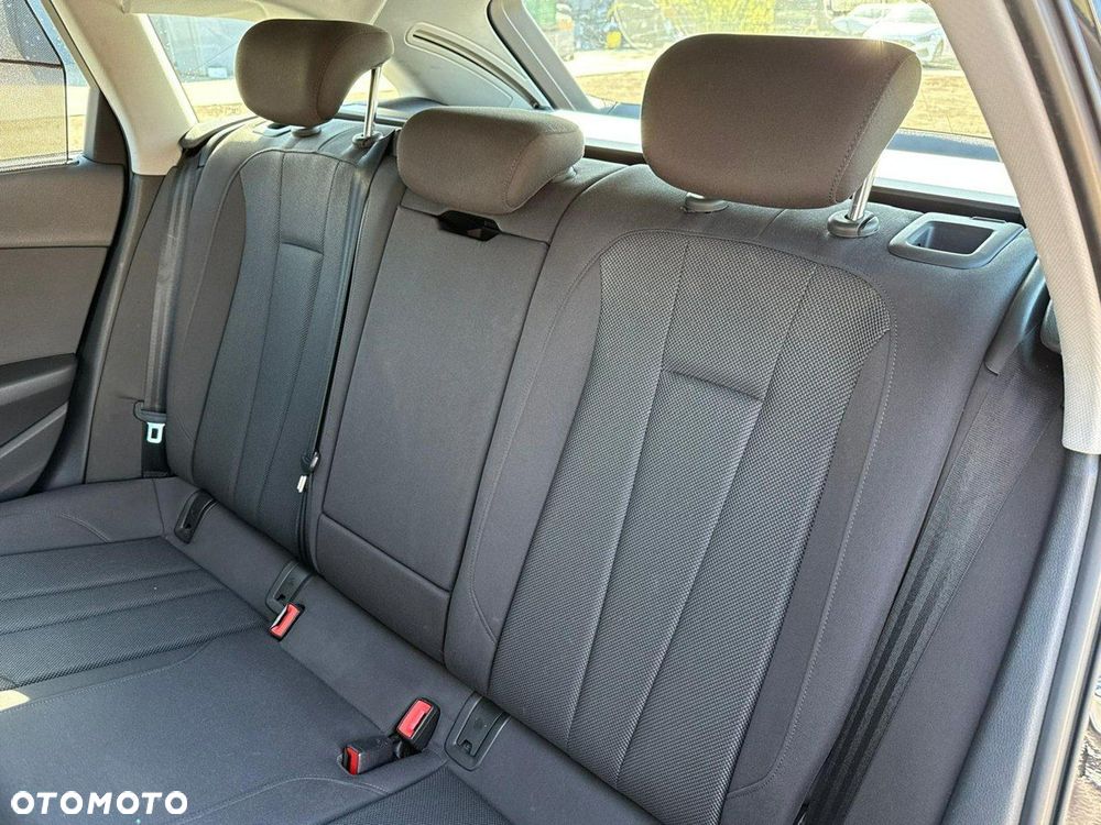 Audi A4 Avant 35 TDI S tronic advanced - 19