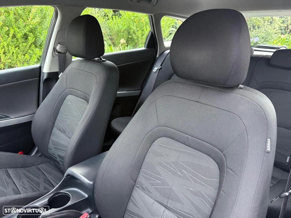 Kia Ceed 1.4 CRDi Nav Line - 32