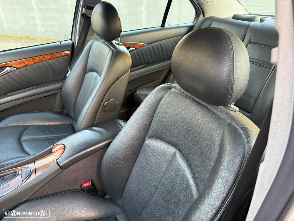 Mercedes-Benz E 270 - 12