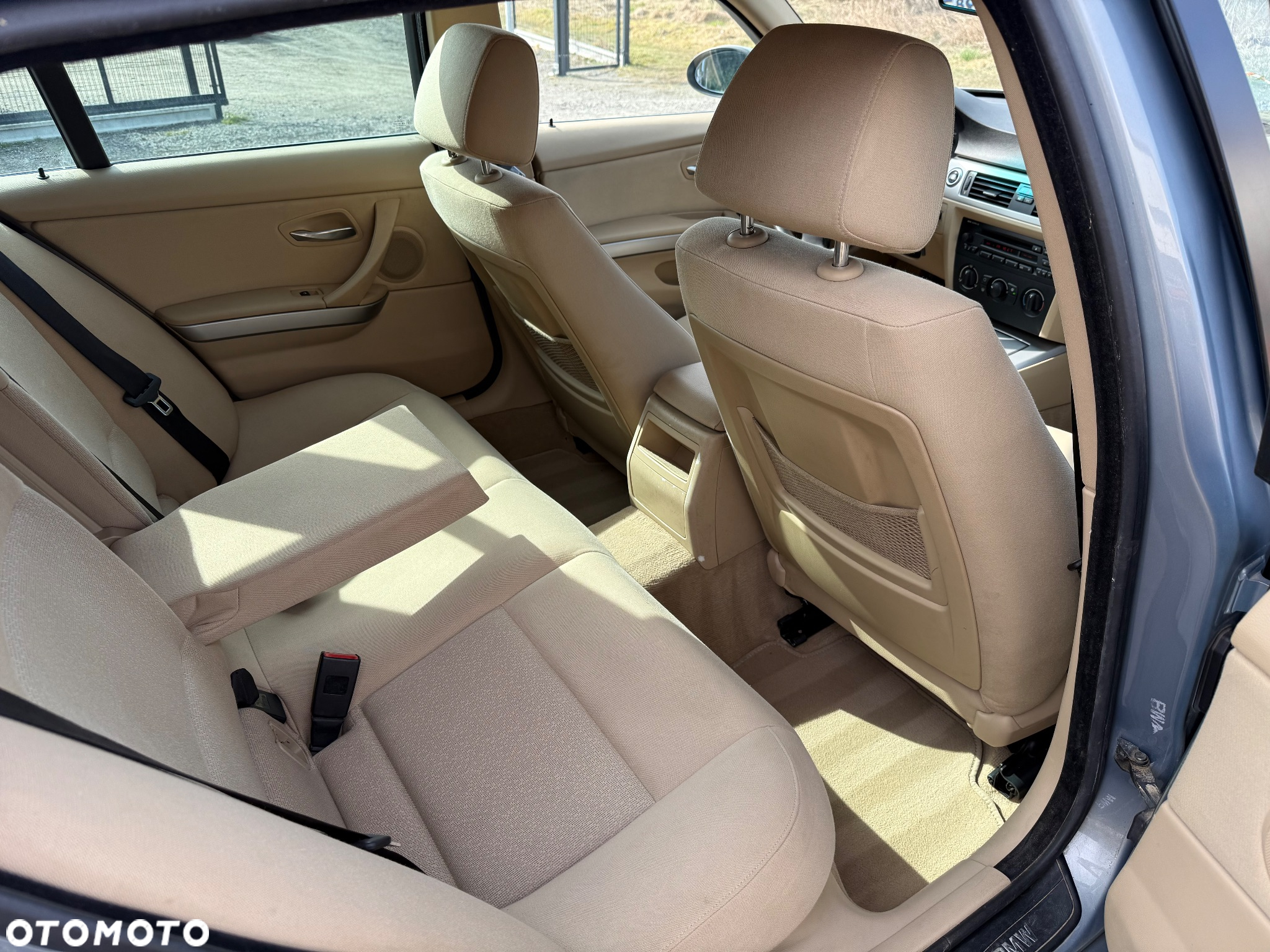 BMW Seria 3 325i - 27