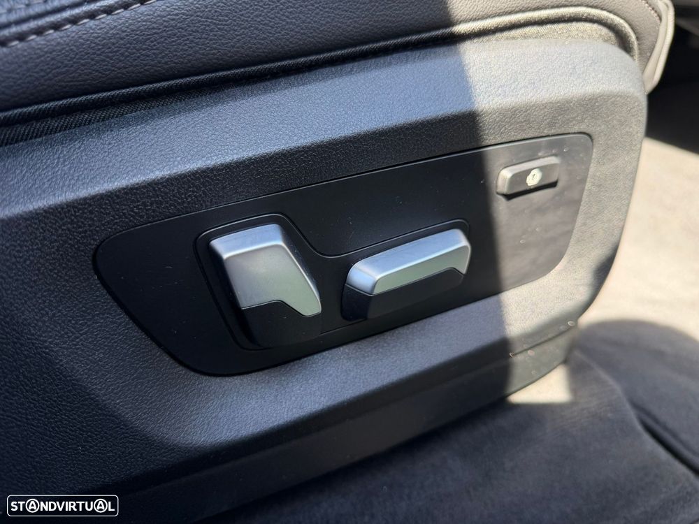 BMW X5 45 e xDrive Pack M - 22