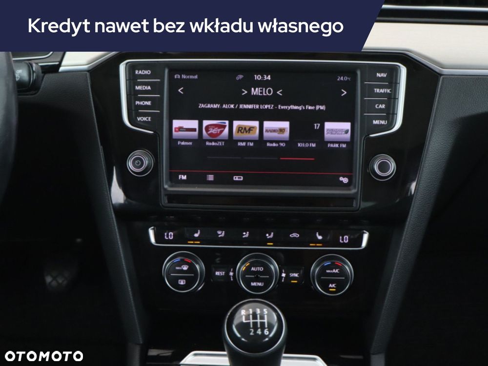Volkswagen Passat - 14