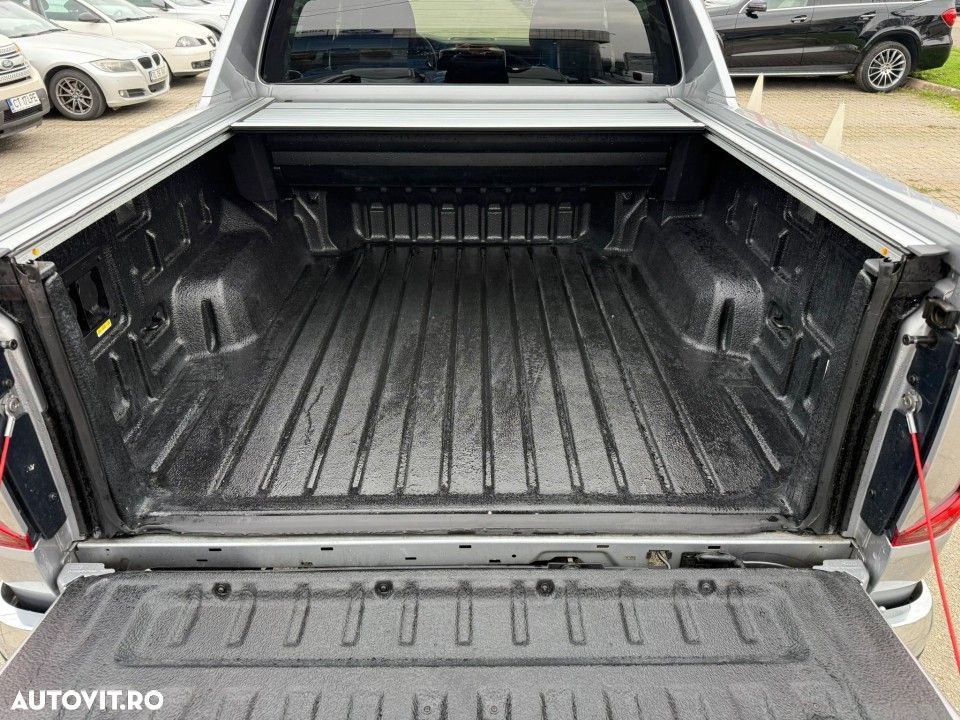 Volkswagen Amarok 3.0 TDI 241 CP 4M 10AT Aventura - 11