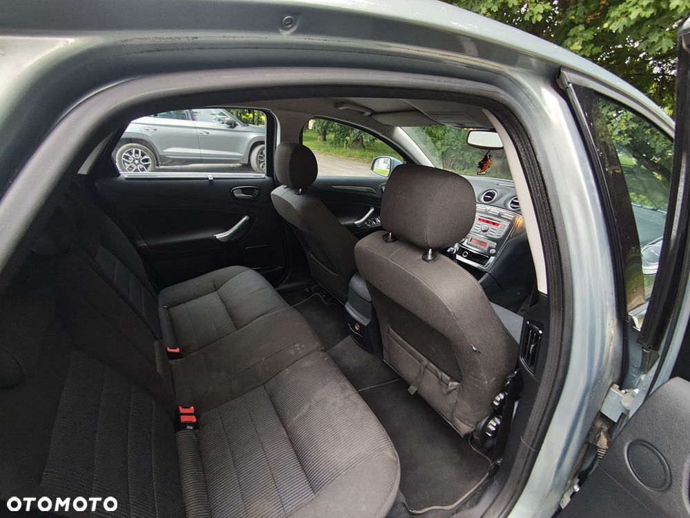 Ford Mondeo - 7