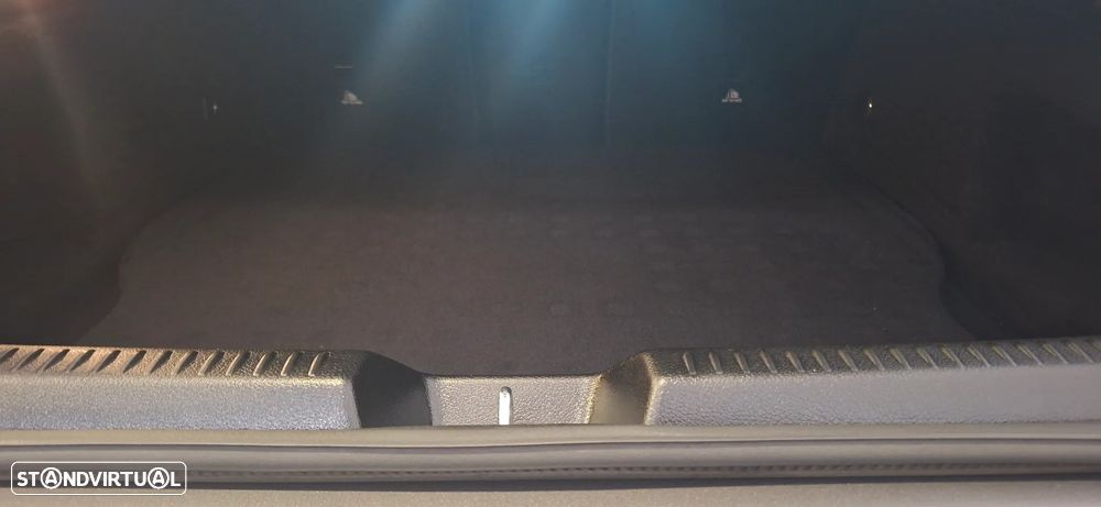 Mercedes-Benz CLA 250 e 8G-DCT Edition AMG Line - 46