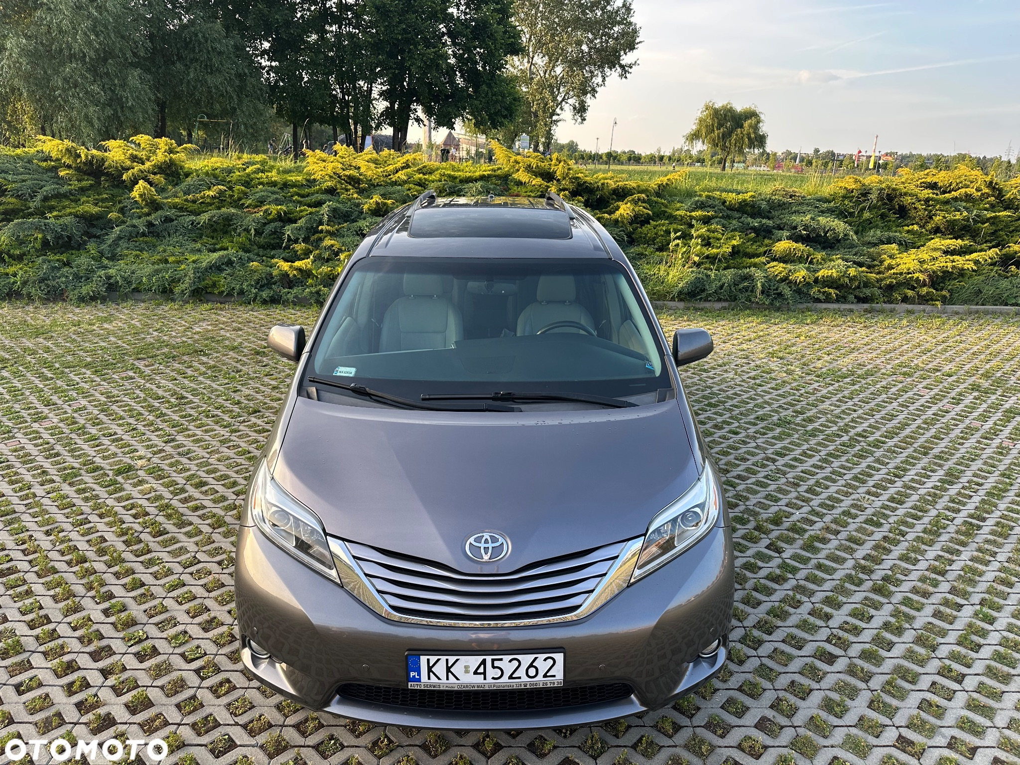 Toyota Sienna 3.5 V6 XLE AWD - 8