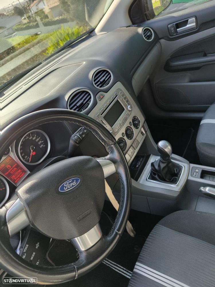 Ford Focus SW 1.6 TDCi DPF Titanium - 5