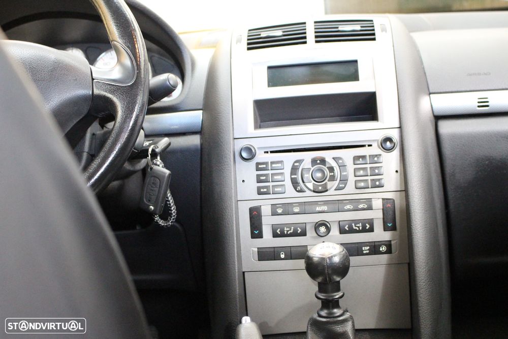 Peugeot 407 2.0 HDi Executive - 34