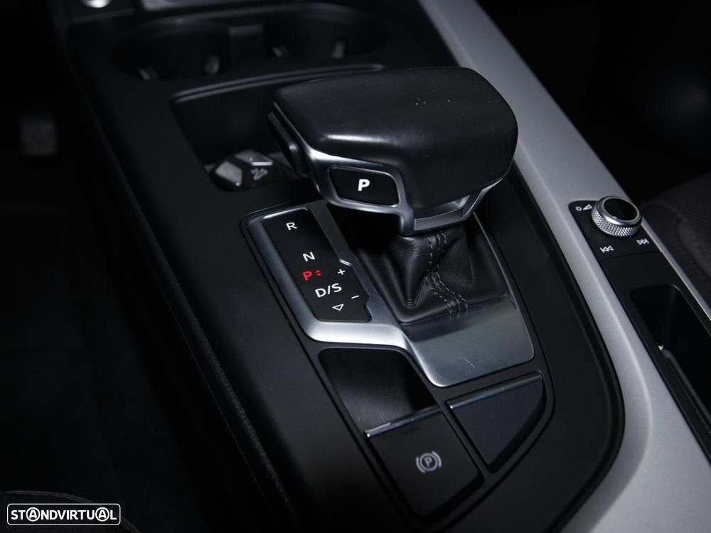 Audi A4 Avant 30 TDI S tronic - 17