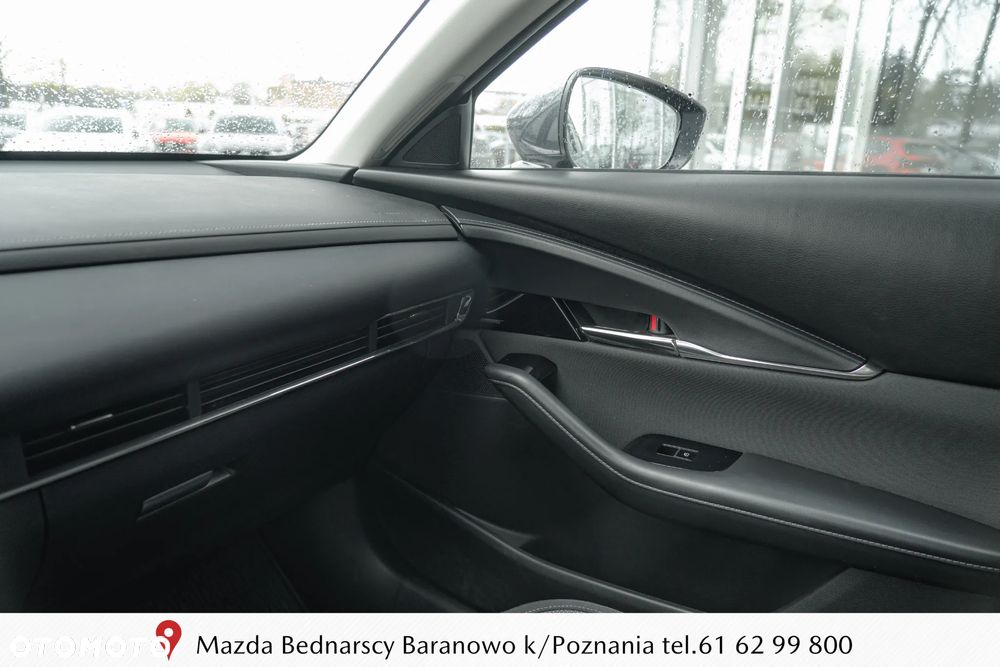 Mazda CX-30 2.0 mHEV Hikari 2WD - 39