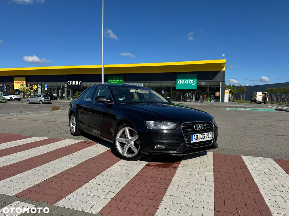 Audi A4 - 1