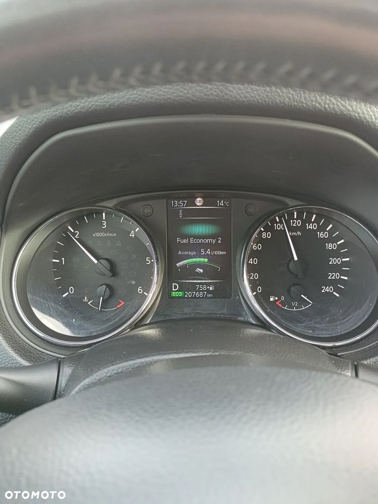 Nissan Qashqai 1.6 DCi N-Connecta Xtronic EU6 - 16