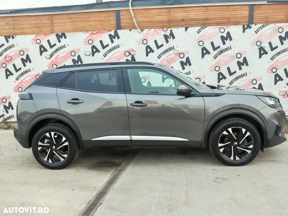 Peugeot 2008 1.2 L PureTech STT EAT8 Allure - 6