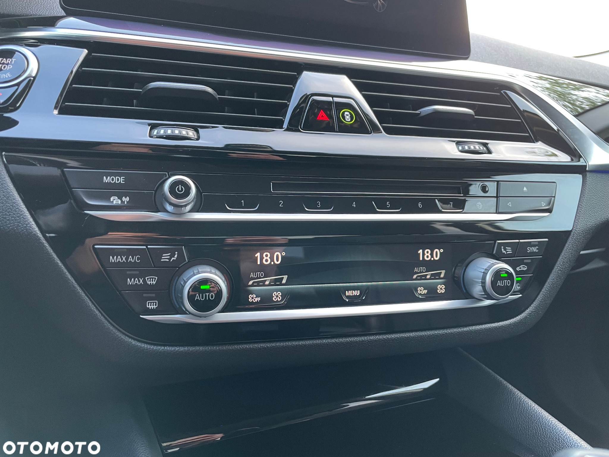 BMW Seria 5 530i xDrive Sport Line sport - 37