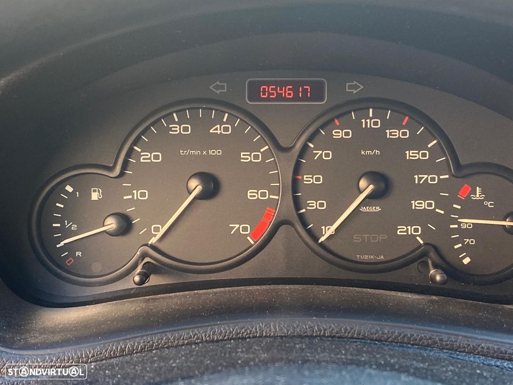 Peugeot 206 1.1 Color Line - 3