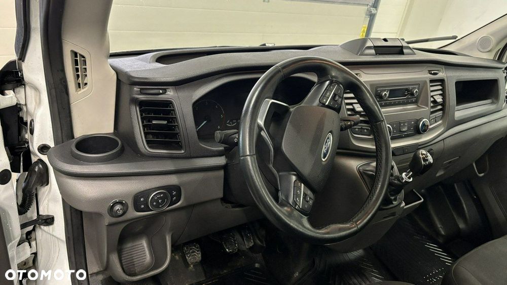 Ford Transit - 13