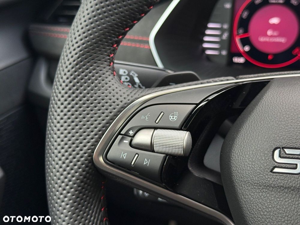 Skoda Octavia 2.0 TSI RS DSG - 18