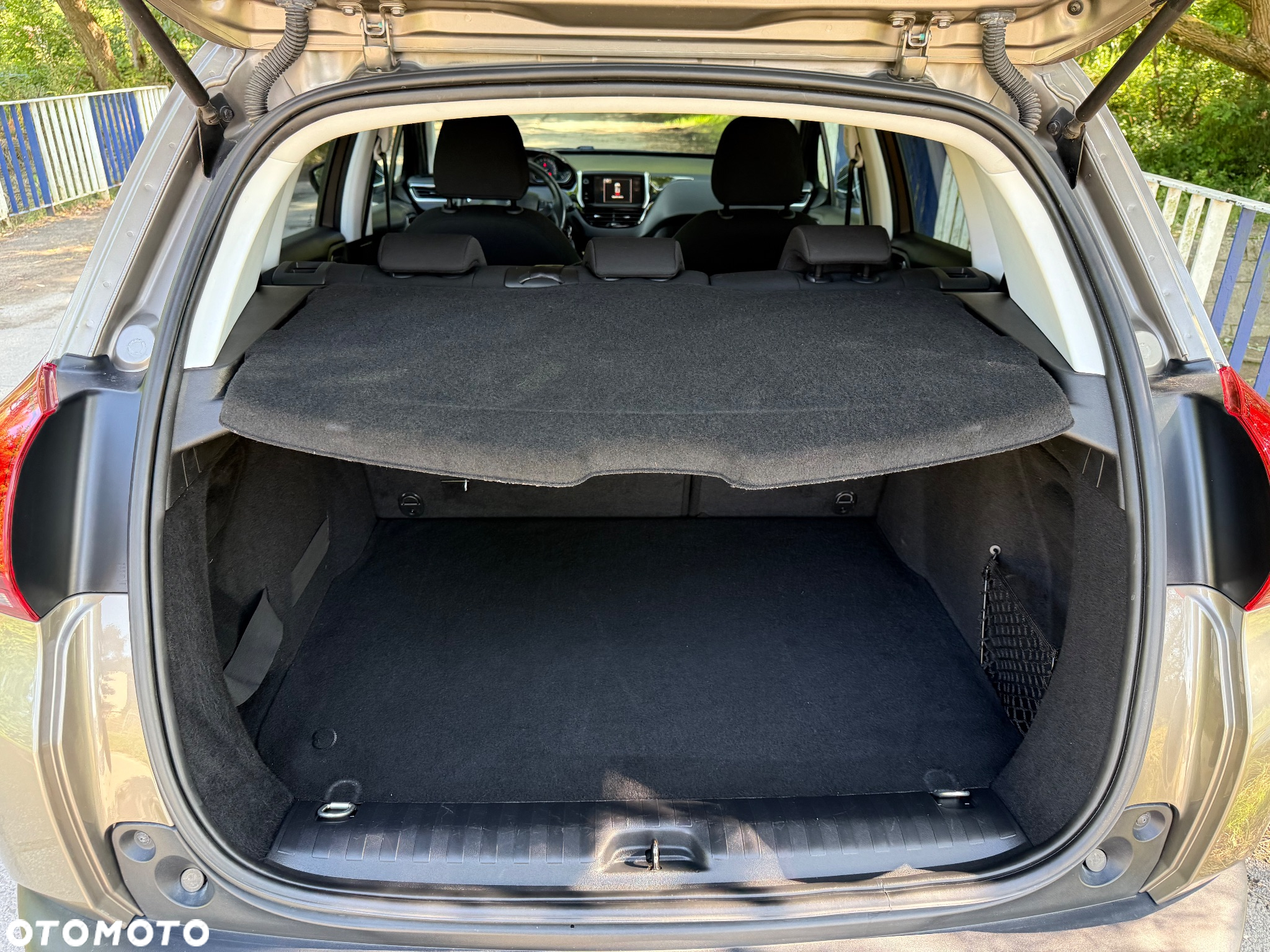 Peugeot 2008 1.2 Pure Tech Active S&S - 25