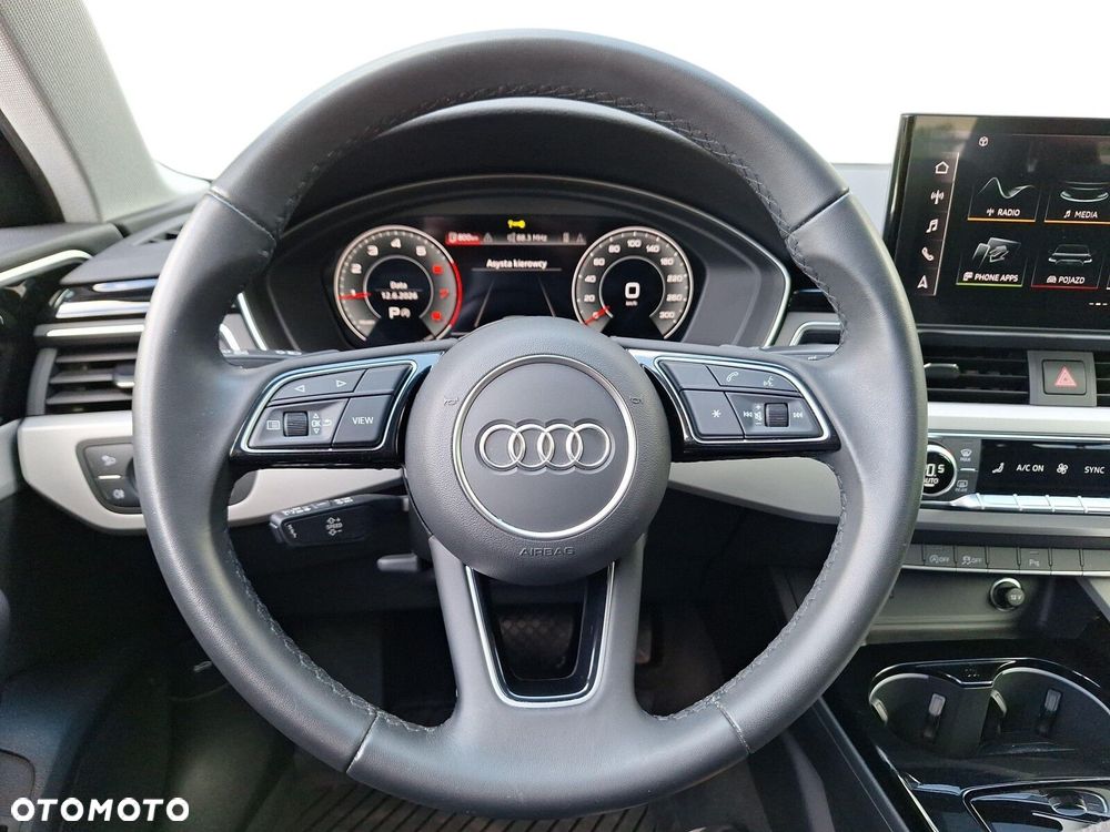 Audi A4 Limousine - 17