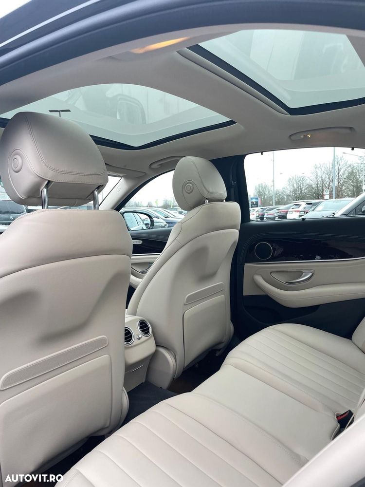 Mercedes-Benz E 300 de 4MATIC Aut. - 12
