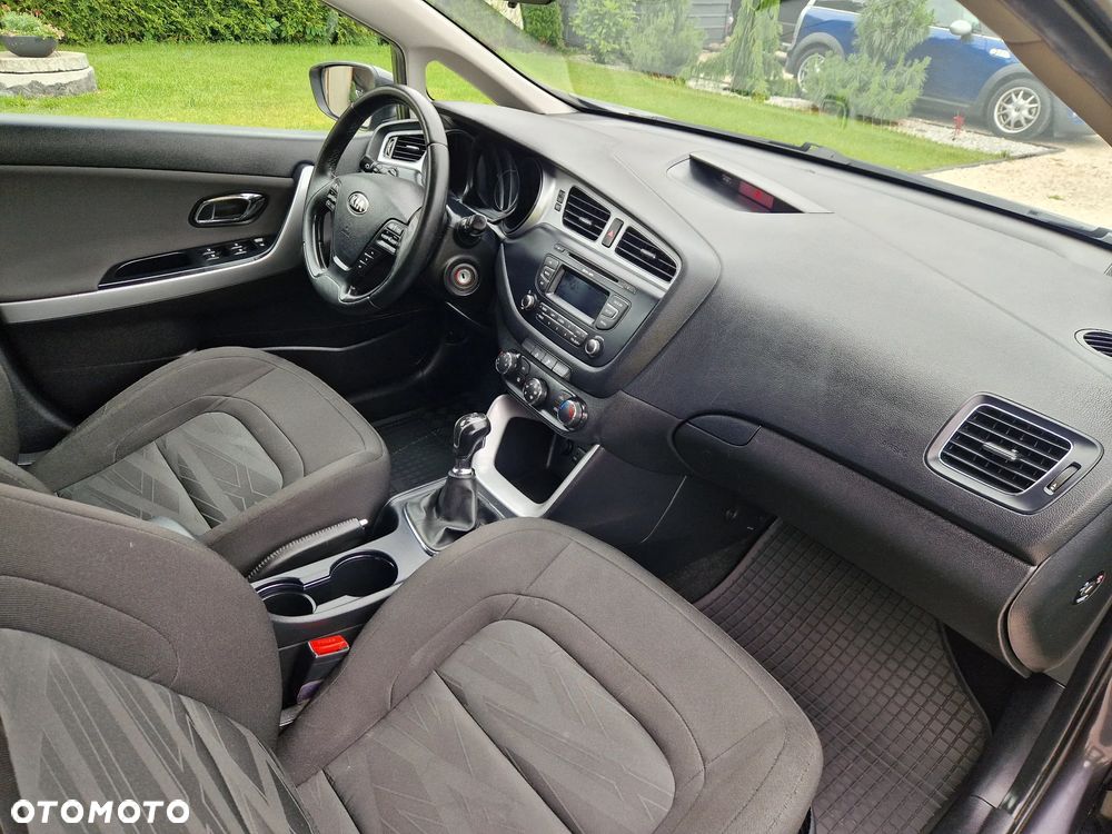 Kia Ceed 1.4 CVVT Attract plus - 20