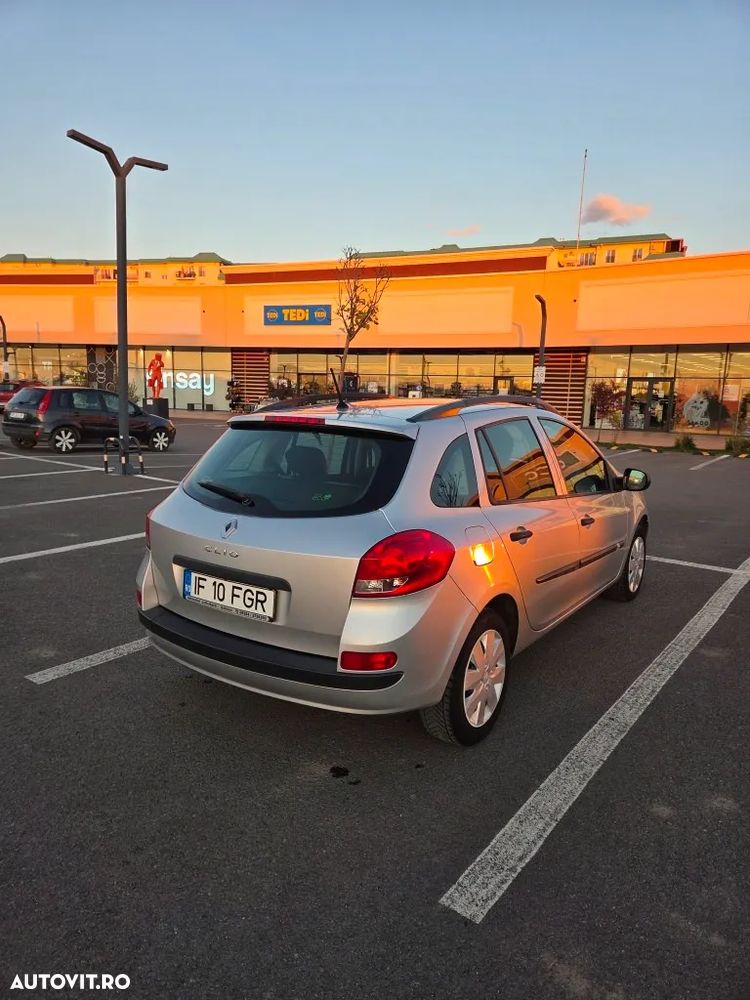 Renault Clio 1.5 dCi Grandtour Expression - 5