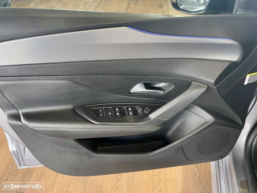 Peugeot 308 1.6 Hybrid GT Pack e-EAT8 - 25